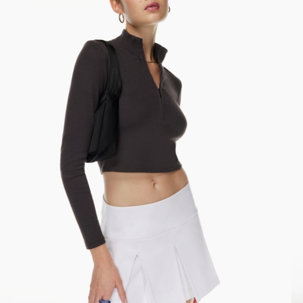 ARITZIA quarter zip crop in brown